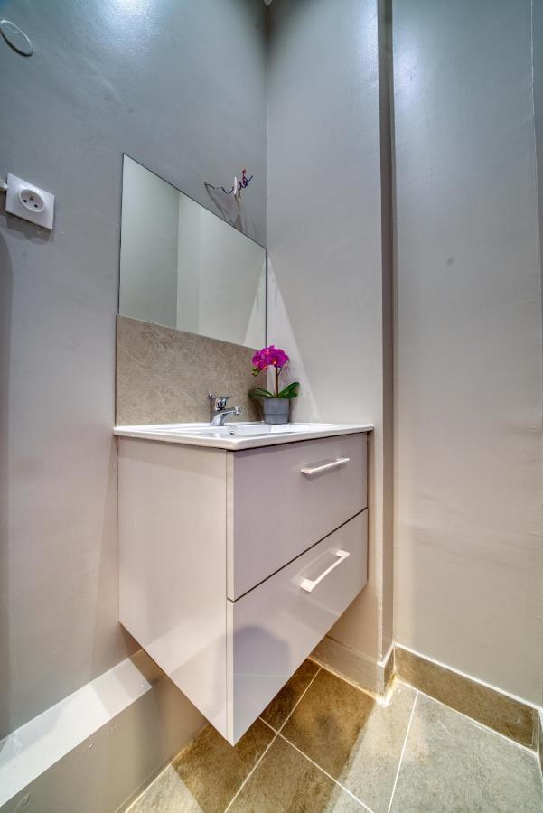 A Detruire 10 - Ne Pas Utiliser Paris Exterior photo